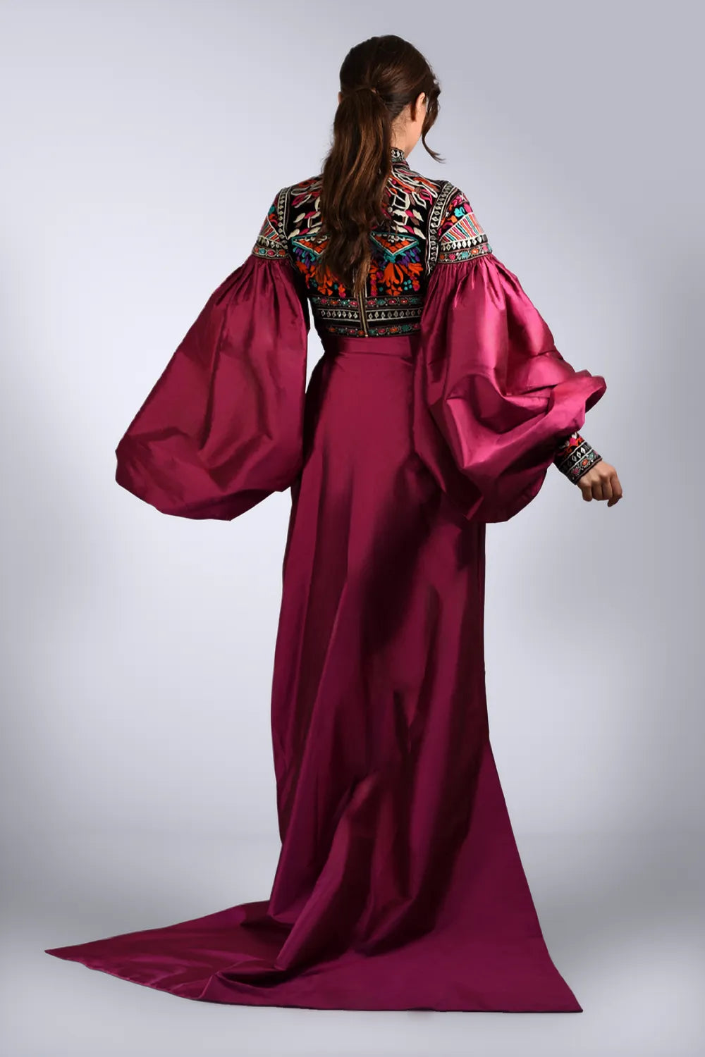 Adel Top