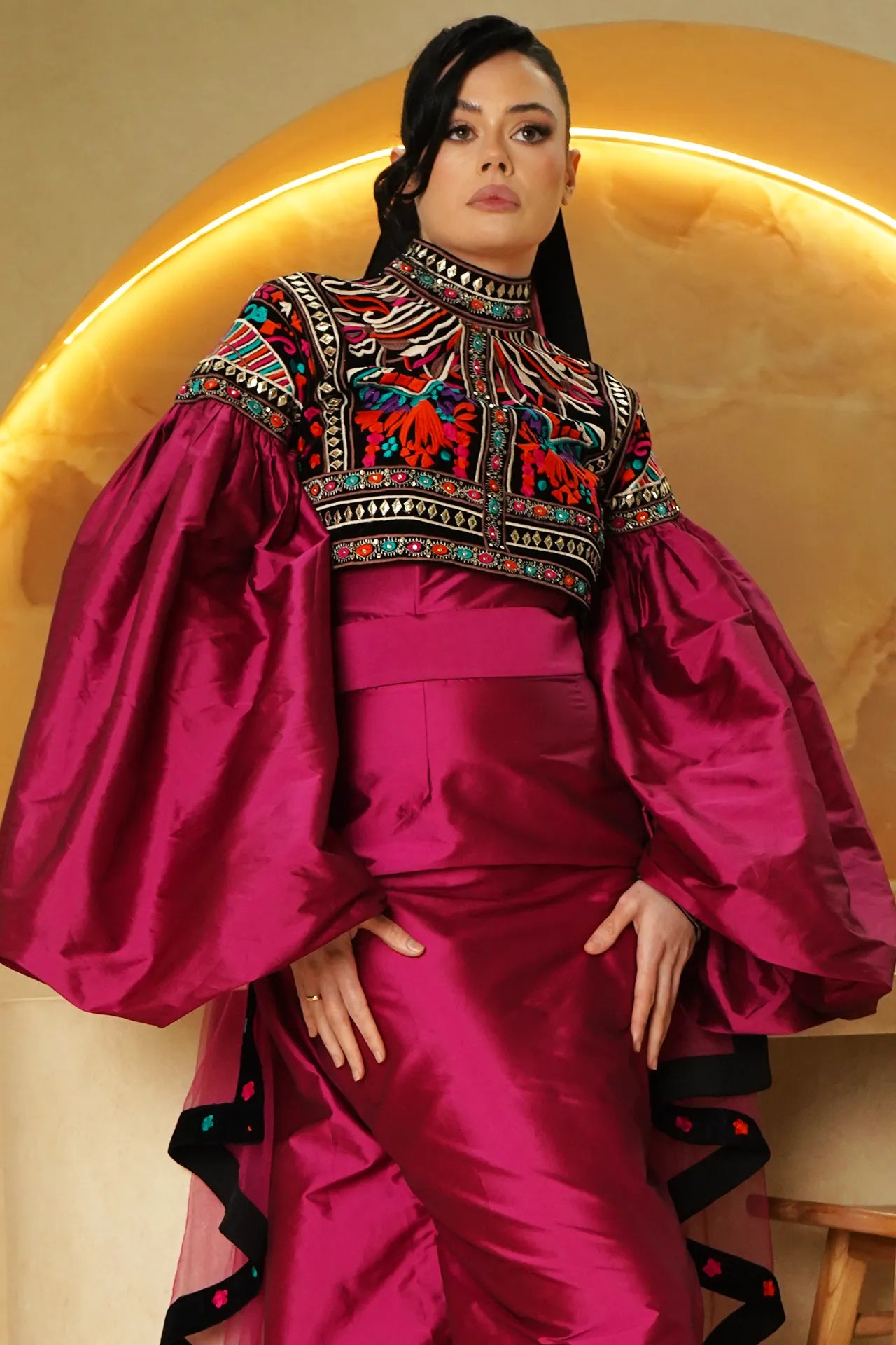 Adel Top