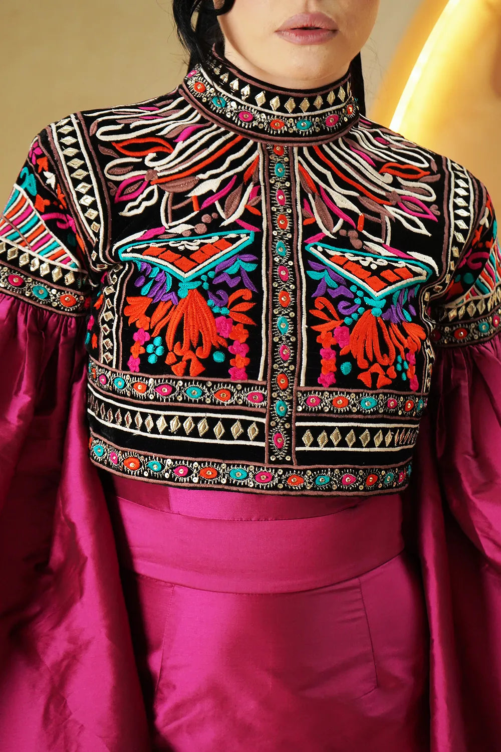 Adel Top