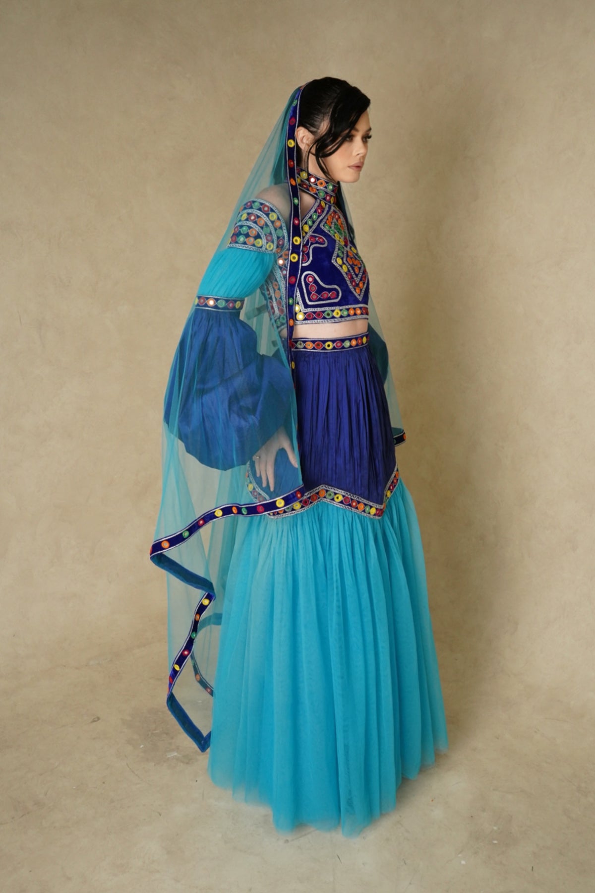 Naira Veil